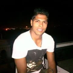 Umesh Yadav height profile photo