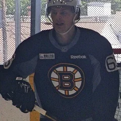 Urho Vaakanainen height profile photo