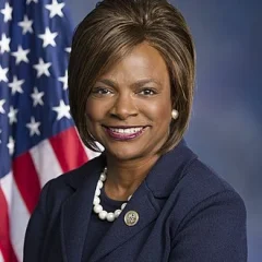Val Demings height profile photo