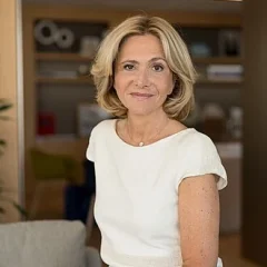 Valérie Pécresse height profile photo