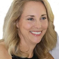 Valerie Plame height profile photo