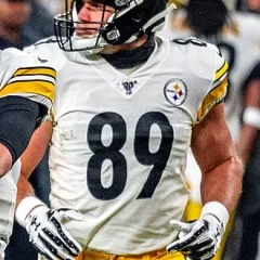 Vance McDonald height profile photo