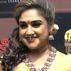 Vanitha Vijayakumar height profile photo