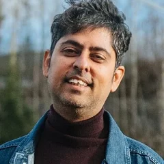 Varun Grover (writer) height profile photo