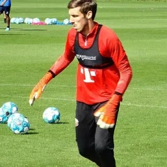 Vasilis Barkas height profile photo