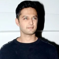 Vatsal Sheth height profile photo