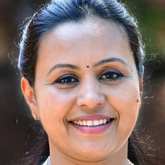 Veena George height profile photo