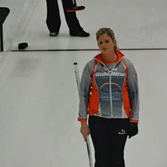 Vicki Chalmers height profile photo