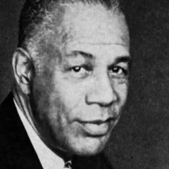 Victor Hugo Green height profile photo