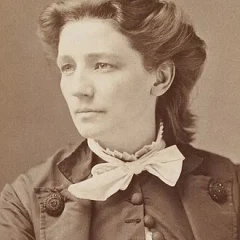 Victoria Woodhull height profile photo