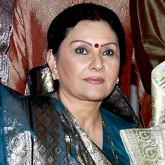 Vidya Sinha height profile photo
