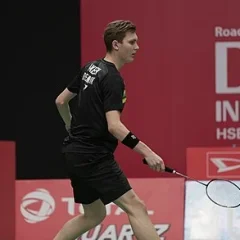 Viktor Axelsen height profile photo