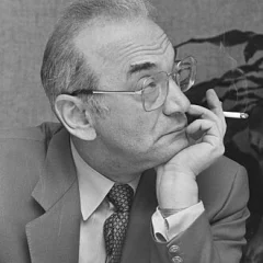 Viktor Korchnoi height profile photo