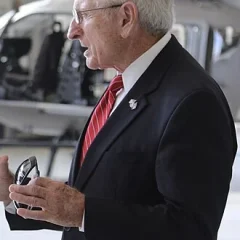 Vince Dooley height profile photo
