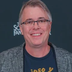 Vince Gilligan height profile photo