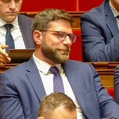 Vincent Jeanbrun height profile photo
