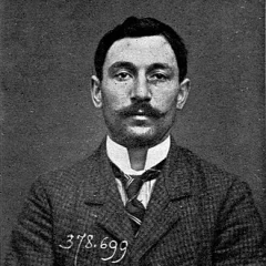 Vincenzo Peruggia height profile photo