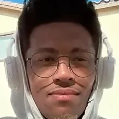 Vinicius Oliveira height profile photo