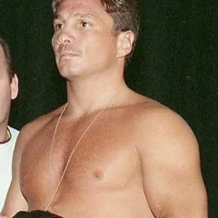 Vinny Paz height profile photo