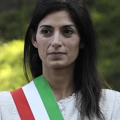 Virginia Raggi height profile photo