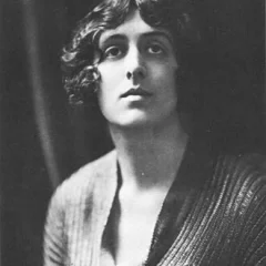 Vita Sackville-West height profile photo