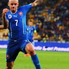 Vladimír Weiss (footballer, born 1989) height profile photo
