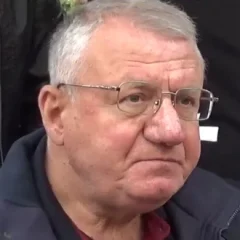 Vojislav Šešelj height profile photo