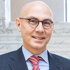 Volker Türk height profile photo