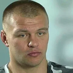 Vyacheslav Glazkov height profile photo