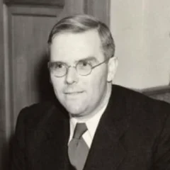 Waitstill Sharp height profile photo