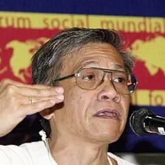 Walden Bello height profile photo