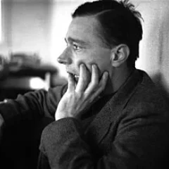 Walker Evans height profile photo
