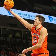 Walker Kessler height profile photo