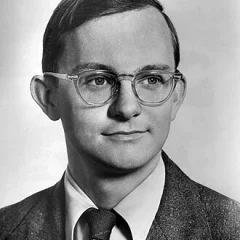 Wally Cox height profile photo