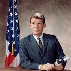 Wally Schirra height profile photo