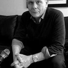 Walter Kirn height profile photo