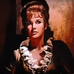 Wanda Ventham height profile photo
