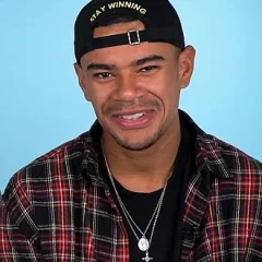 Wes Nelson height profile photo