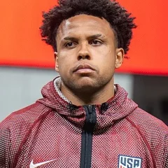 Weston McKennie height profile photo