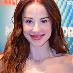Whitney Leavitt height profile photo