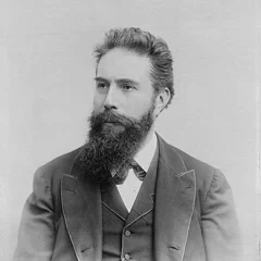 Wilhelm Röntgen height profile photo