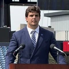 Will Campbell (offensive lineman) height profile photo
