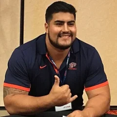 Will Hernandez height profile photo