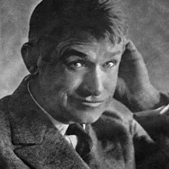 Will Rogers height profile photo