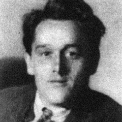 Willi Münzenberg height profile photo