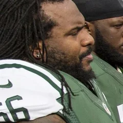 Willie Colon (American football) height profile photo