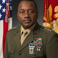 Willie Williams (general) height profile photo