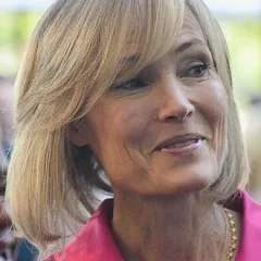 Willow Bay height profile photo