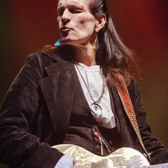 Willy DeVille height profile photo