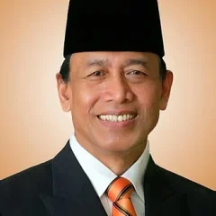 Wiranto height profile photo